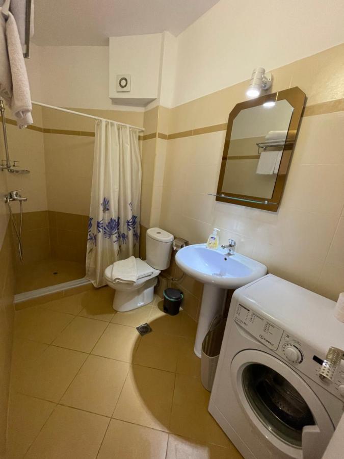 Relax Apts Saranda 1 Bagian luar foto